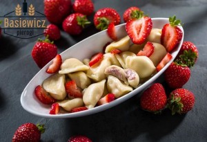 Basiewicz - Pierożki truskawka-ser - 350 g